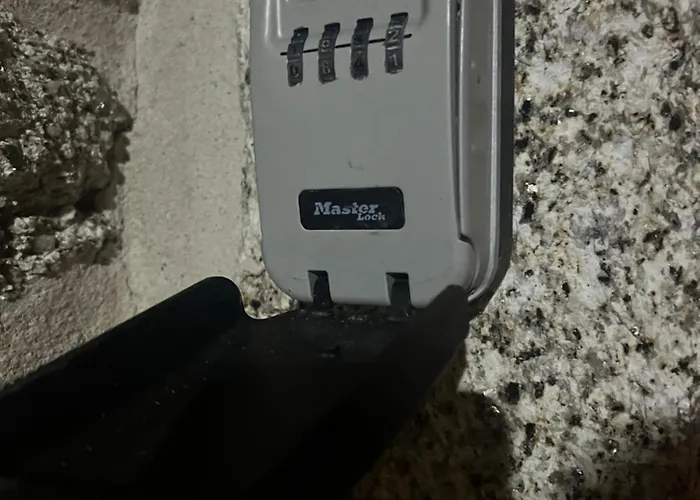 Eido De Bairros - Casa Vinha Da Touça - T0